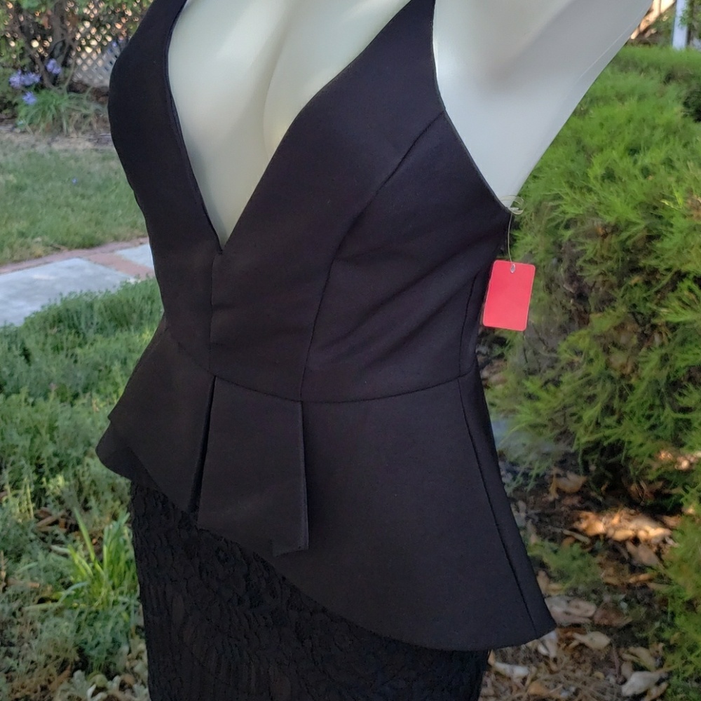 Dress - Picture 2 of 3